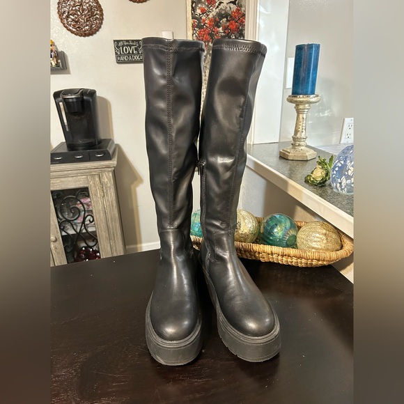 Steve Madden Kizam Black Faux Leather Platform Knee High Boots Size 9 - Picture 3 of 13